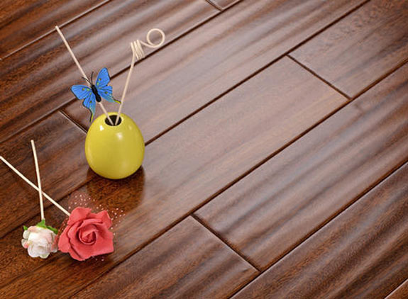 如何分辨运动木地板质量的好与坏？