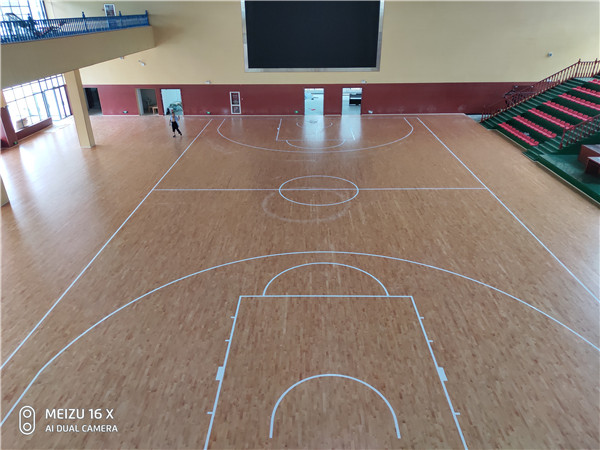 学校体育馆木地板
