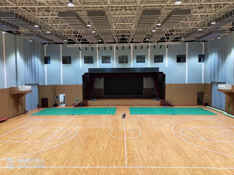 学校体育馆木地板