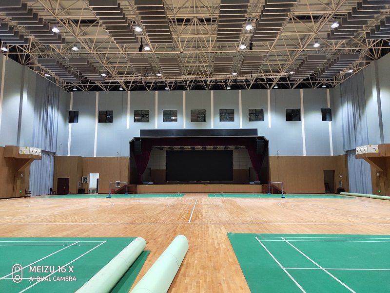 学校体育馆木地板