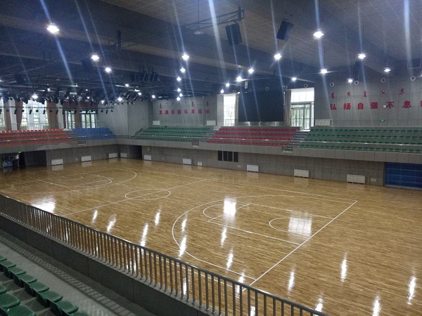 <b>篮球馆木地板面层油漆说明</b>