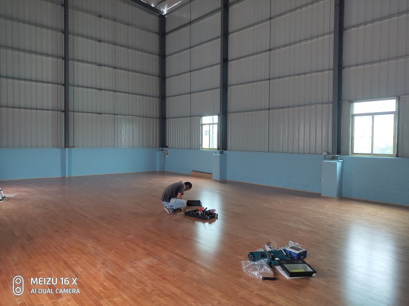 羽毛球馆木地板