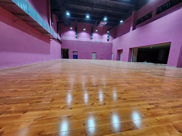 青岛港都茂商业综合羽毛球馆