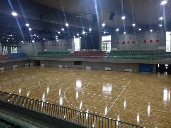 体育馆木地板