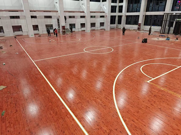 篮球馆木地板