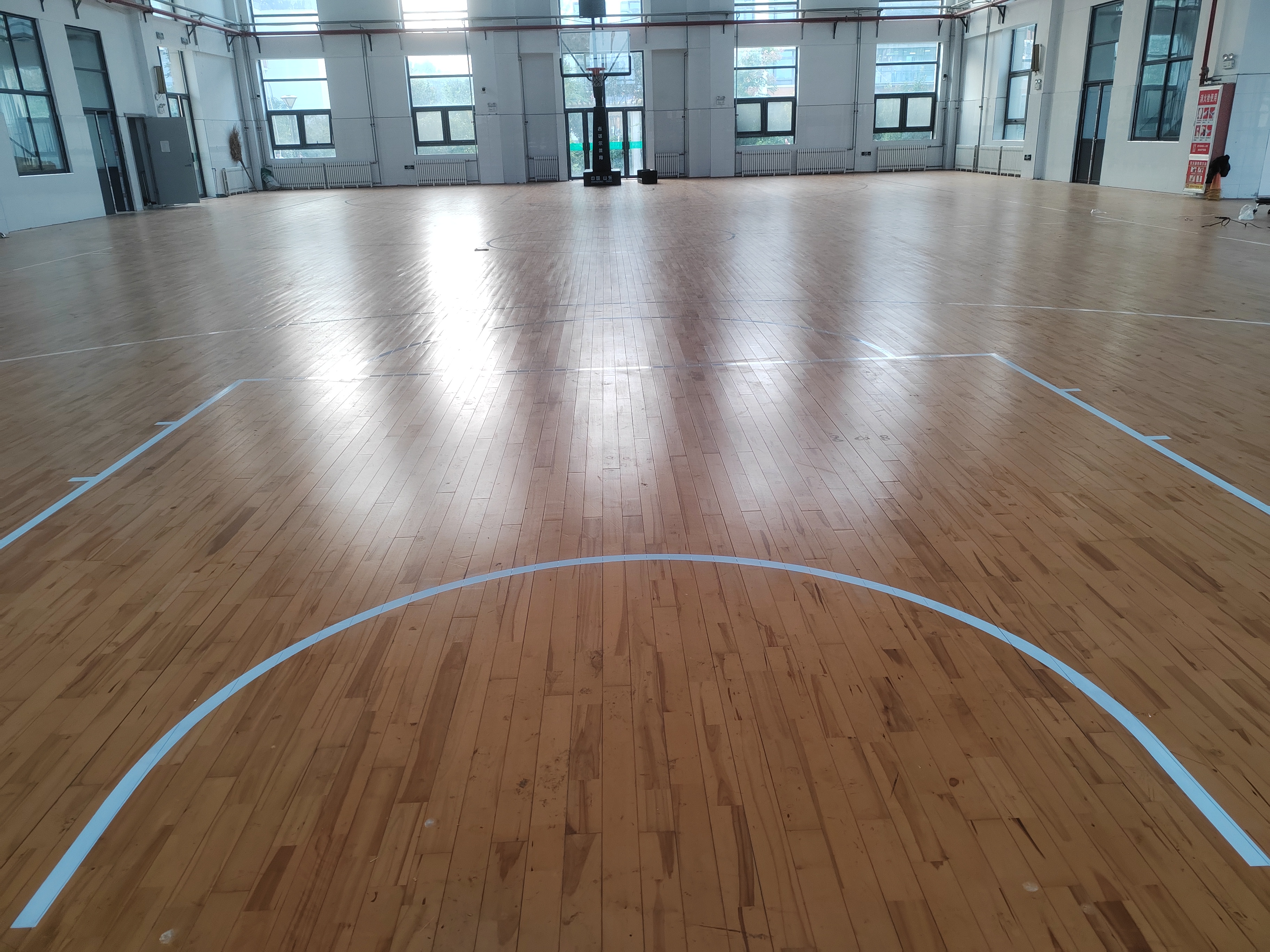 赫烁运动木地板