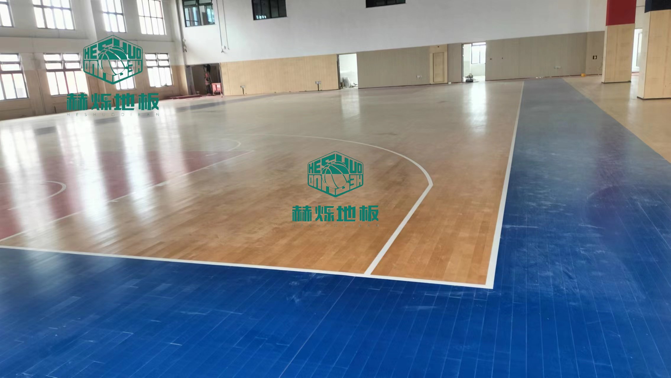 篮球馆木地板多少钱一平方米