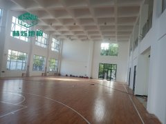 <b>看懂篮球馆地板价格表，选对球场地面少踩坑</b>