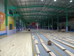 开球馆选地板，看懂篮球馆地板价格表少